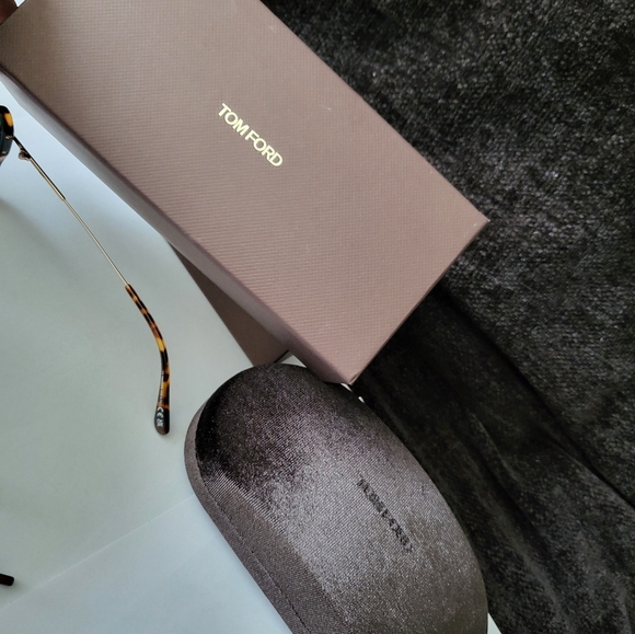 Tom Ford Sunglasses Joanna - Picture 2 of 7